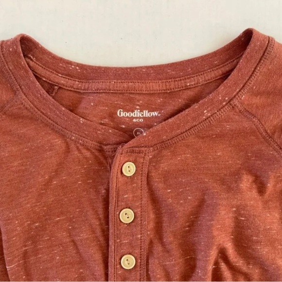 Men's Long Sleeve Rust Henley Crewneck Shirt Goodfellow & Co™ size XL - Picture 6 of 9